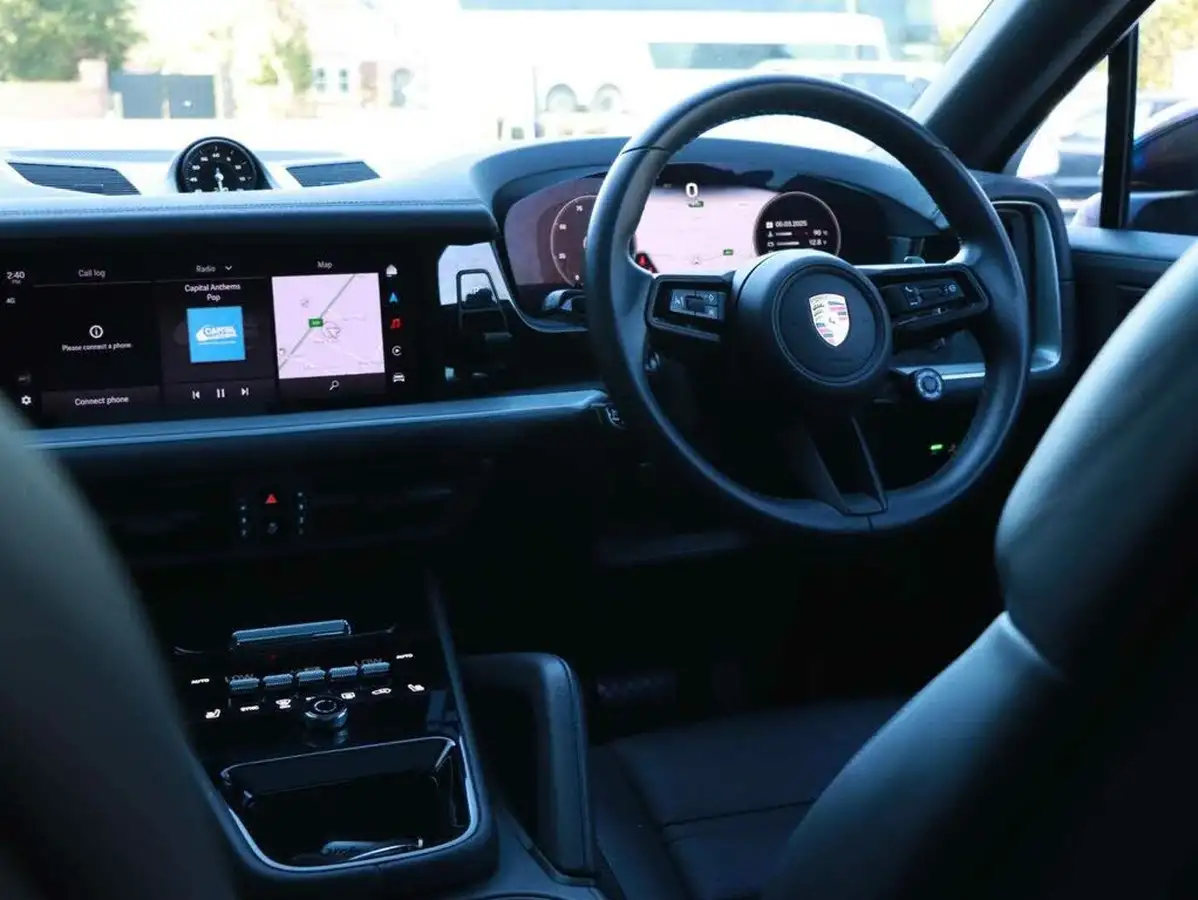 2023-porsche-cayenne-30-v6-353ps-coupe-big-28
