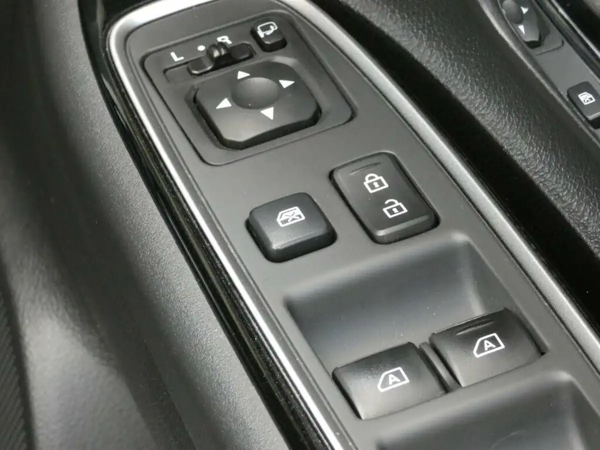 2021-mitsubishi-outlander-24-dynamic-phev-big-52