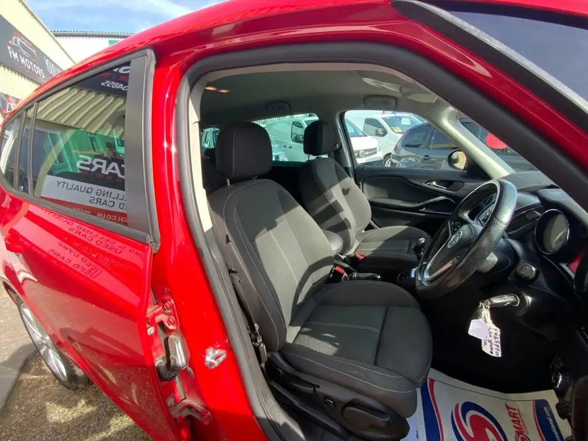 2015-vauxhall-zafira-tourer-14i-16v-turbo-sri-big-12