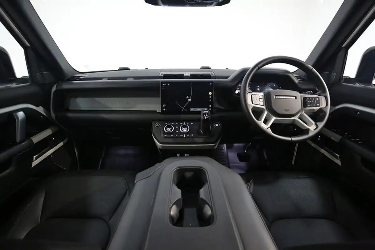 2023-land-rover-110-defender-30-d300-x-dynamic-hse-big-3
