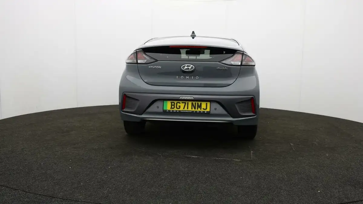 2021-hyundai-ioniq-e-premium-electric-100kw-big-56