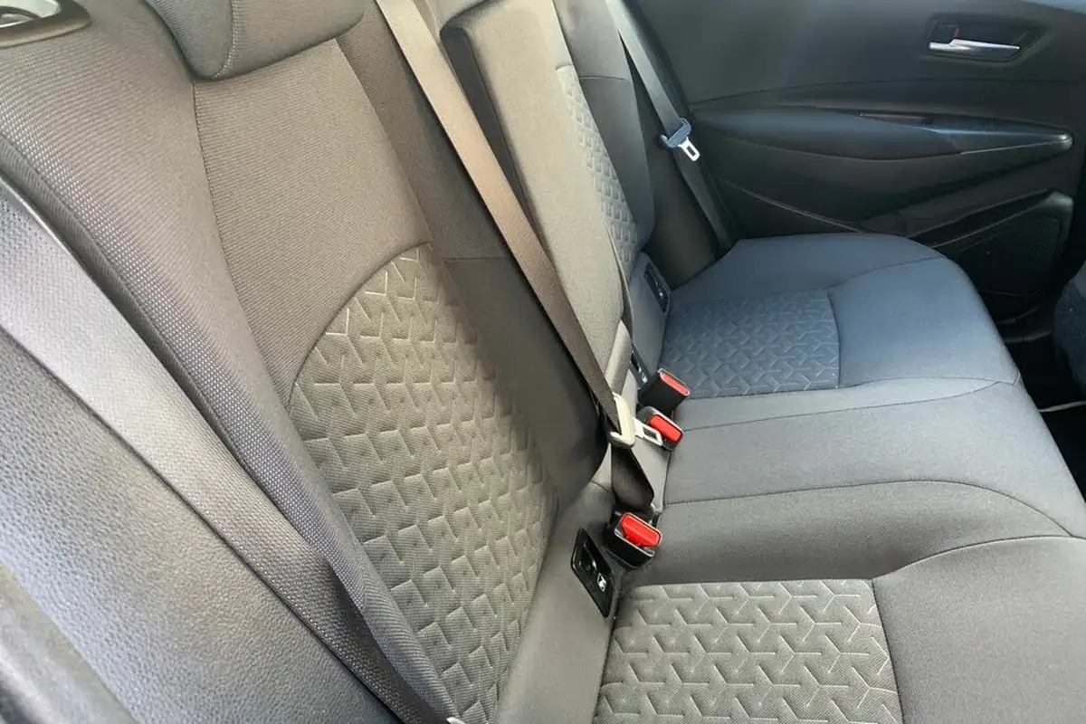 2022-toyota-corolla-18-vvt-i-icon-tech-spare-wheel-touring-sports-5d-big-18