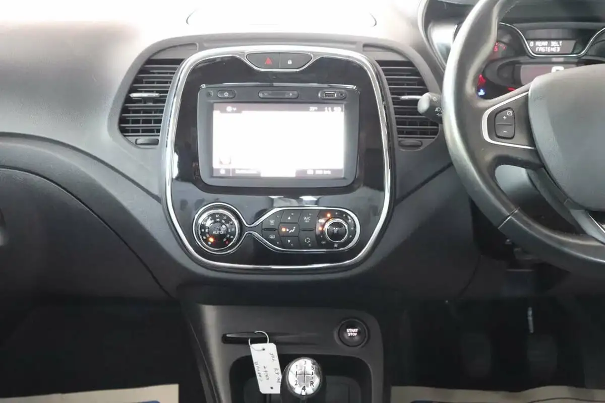 2017-renault-captur-15dci-dynamique-nav-90bhp-energy-ss-big-13