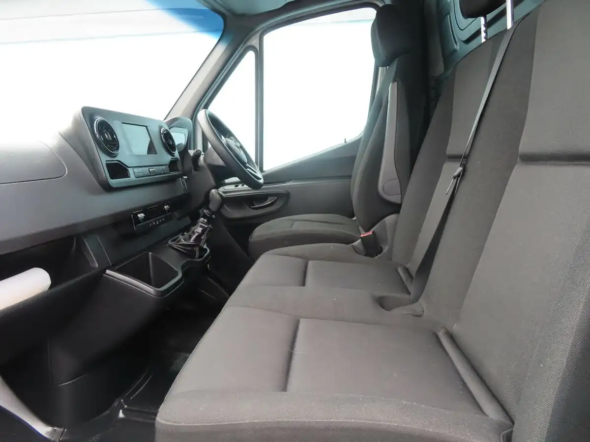 2022-mercedes-benz-sprinter-20cdi-315-l3h2-progressive-150pseu6d-panel-eco-gear-360-big-30