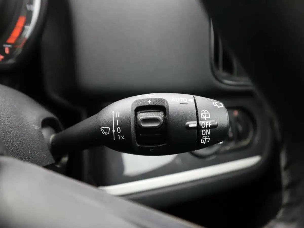 2019-mini-countryman-20-cooper-s-classic-auto-big-23