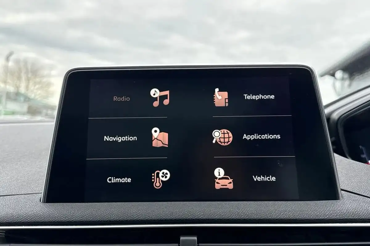 2019-peugeot-3008-suv-20-bluehdi-gt-20-bluehdi-big-16