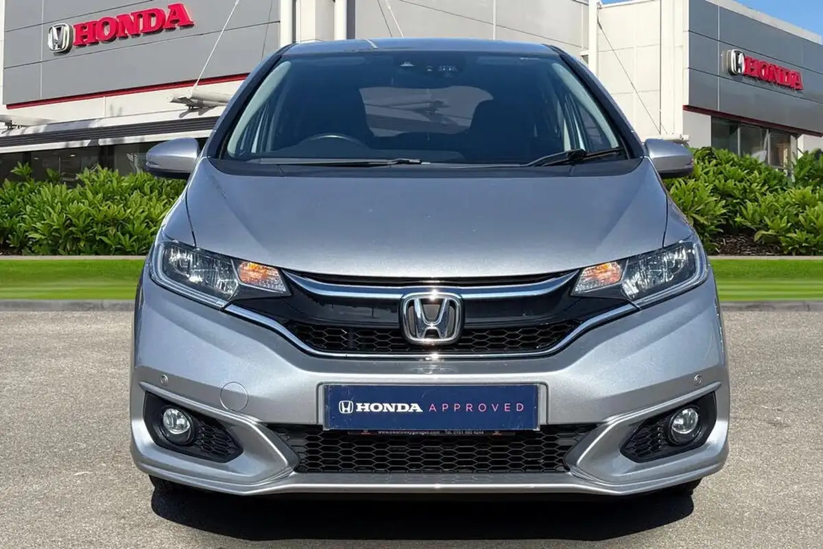 2019-honda-jazz-13-i-vtec-ex-cvt-big-3