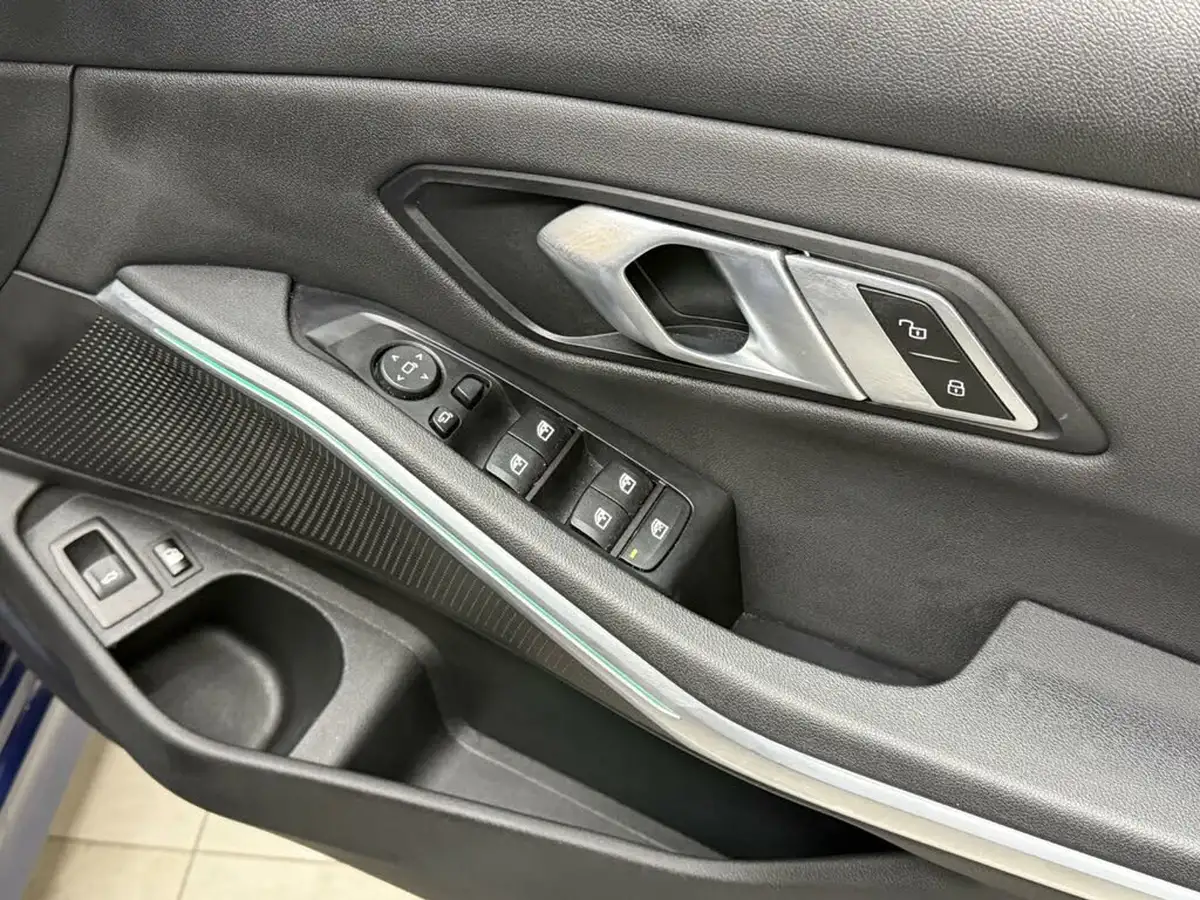 2020-bmw-3-series-20-330e-se-pro-saloon-4d-big-25