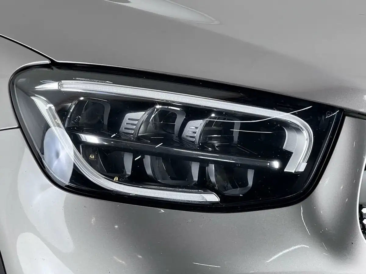 2019-mercedes-benz-glc-class-20d-glc220d-amg-line-station-wagon-5d-4matic-plus-big-8