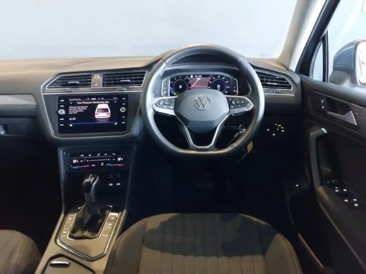2023-volkswagen-tiguan-allspace-15-tsi-life-big-6