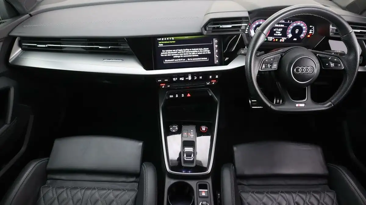 2022-audi-s3-20-tfsi-sportback-5d-big-13