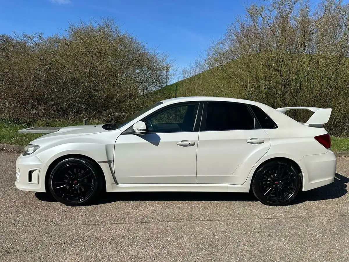 2012-subaru-wrx-25-sti-type-uk-saloon-4d-big-3