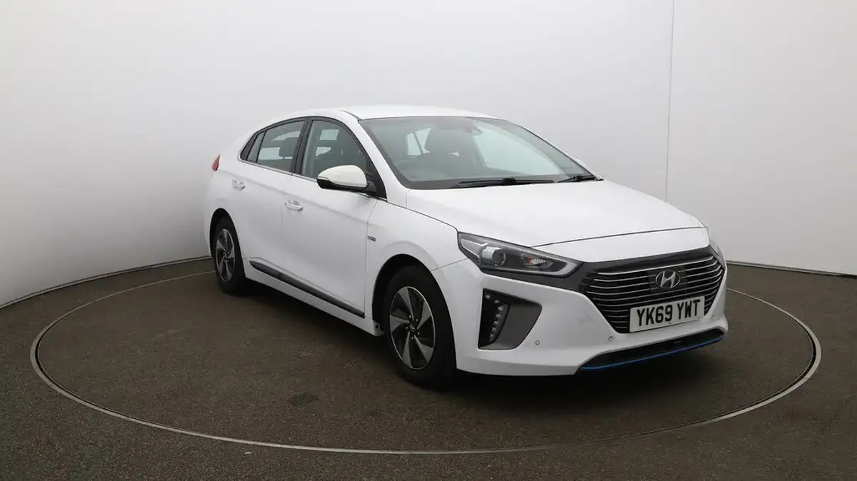 2019-hyundai-ioniq-16-gdi-premium-se-hybrid-big-40