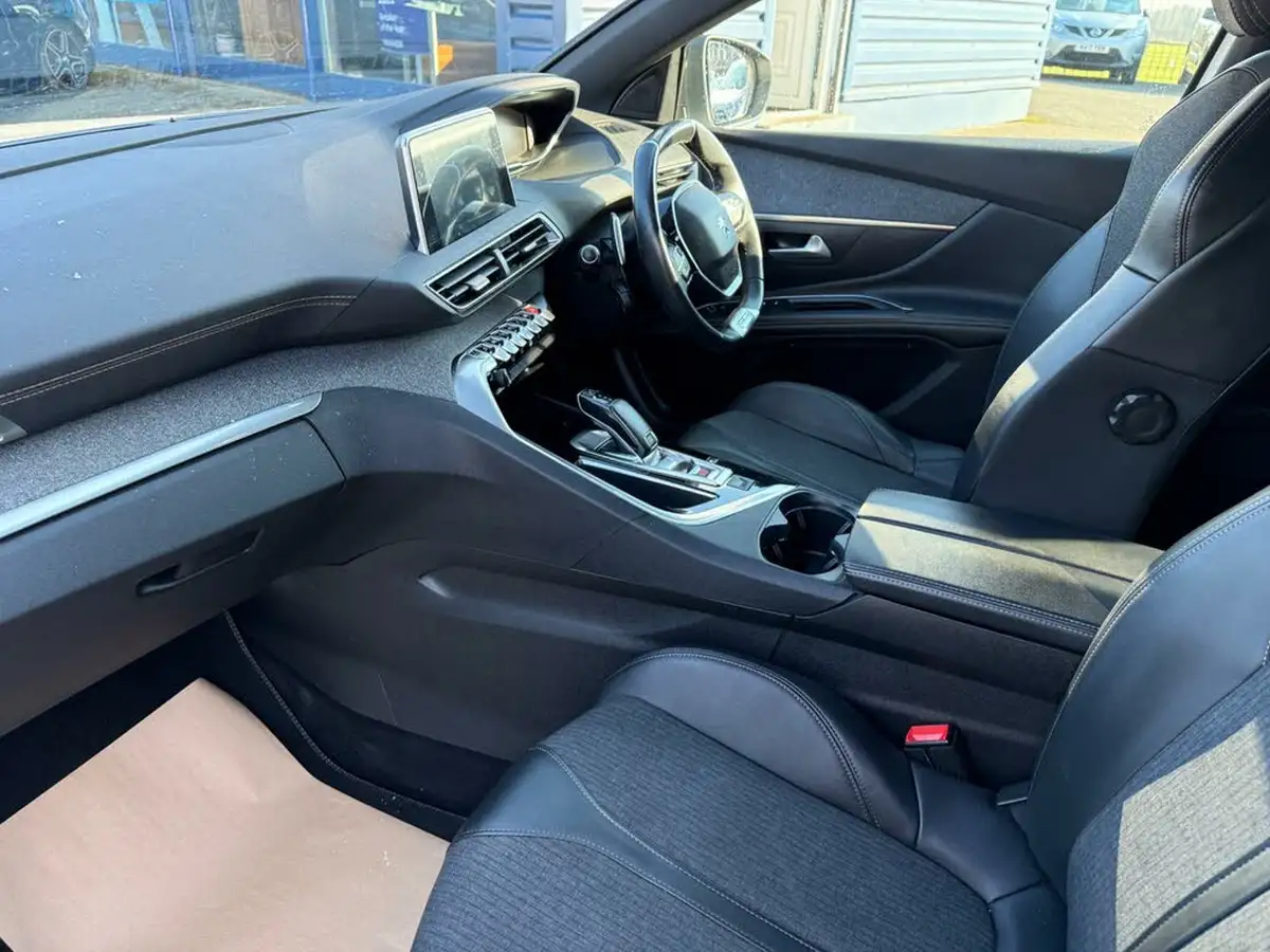 2019-peugeot-5008-suv-15-bluehdi-gt-line-eat8-big-23