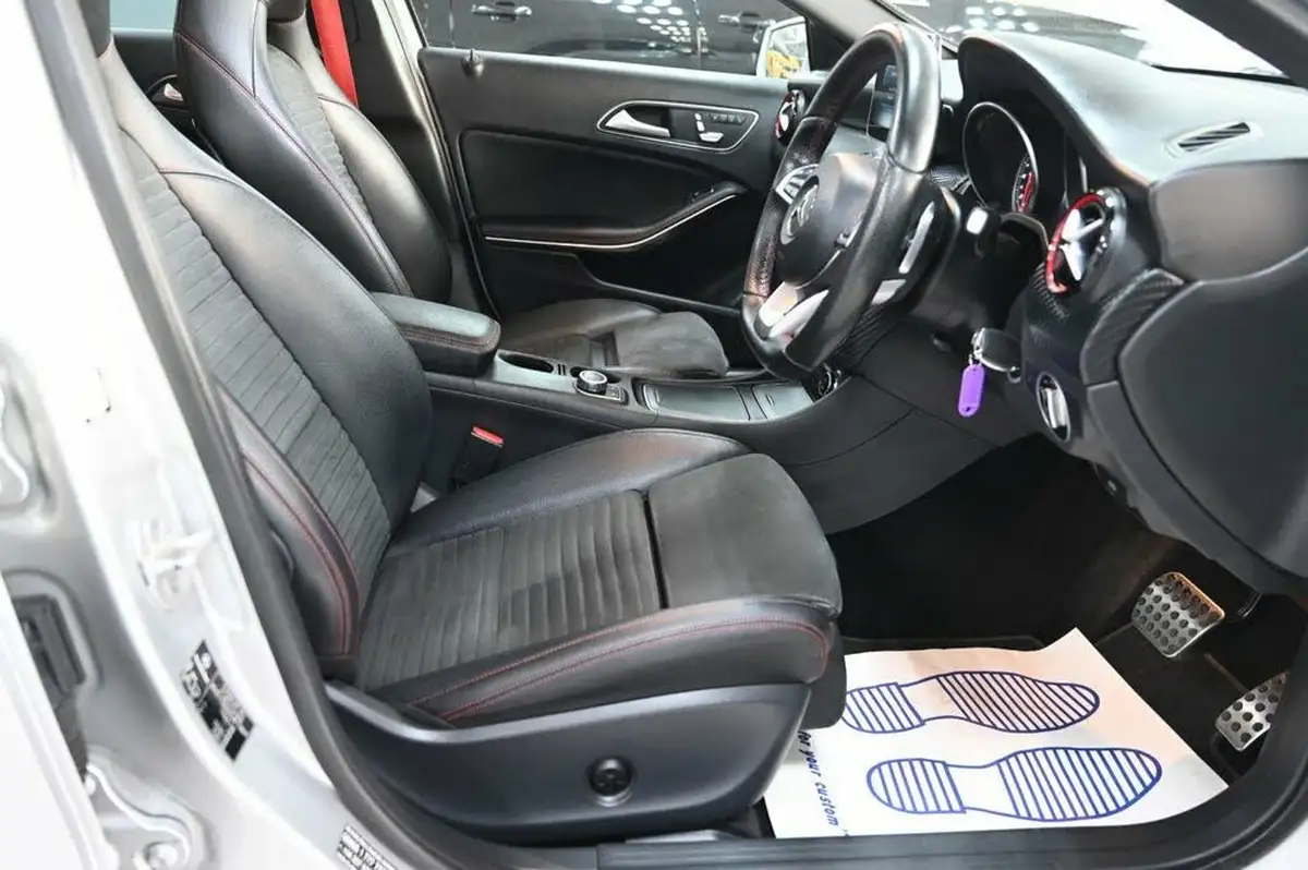 2016-mercedes-benz-a-class-20-a250-amg-premiumss-7g-dct-big-15