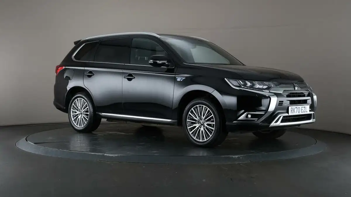 2020-mitsubishi-outlander-24-exceed-phev-big-54
