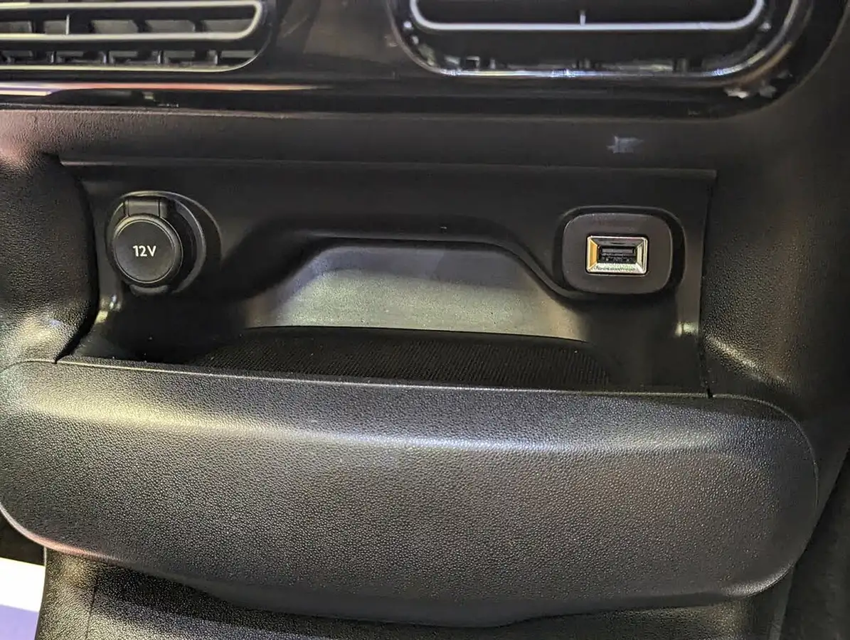 2020-citroen-c4-cactus-12-puretech-flair-110ps-big-27
