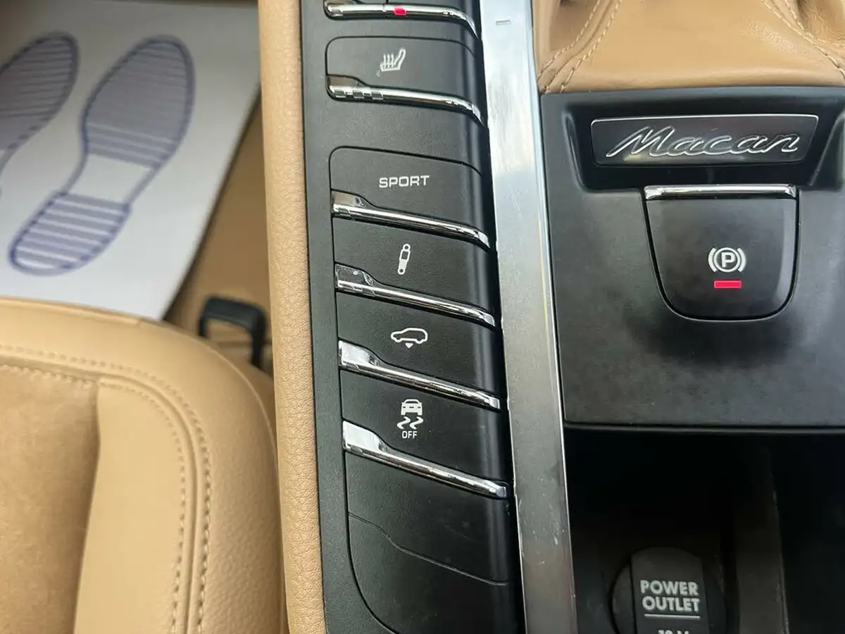 2015-porsche-macan-30-s-big-53