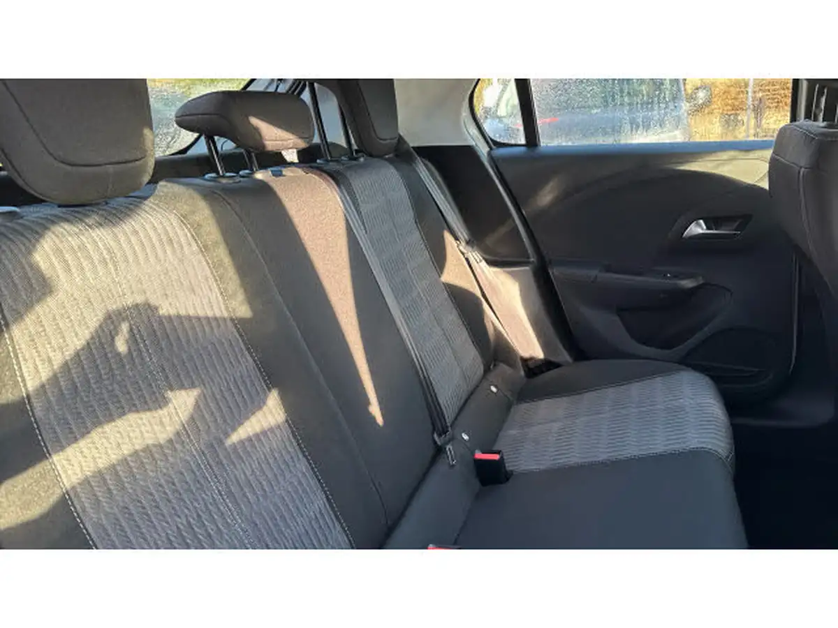 2021-vauxhall-corsa-12i-se-edition-big-14