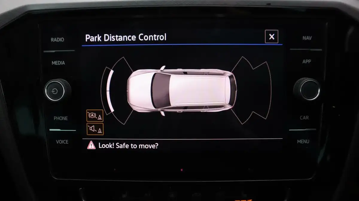 2022-volkswagen-passat-15-tsi-sel-estate-5d-dsg-big-22