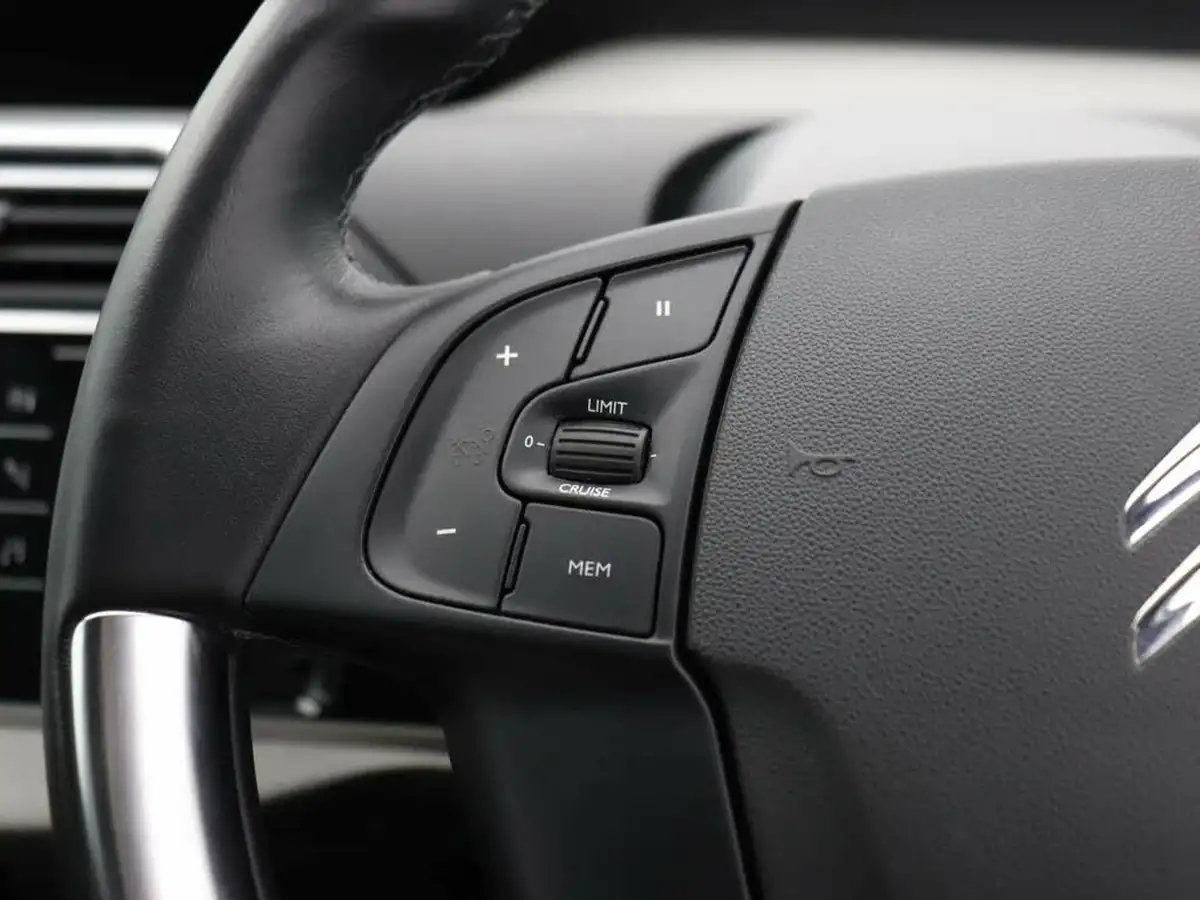 2022-citroen-grand-c4-spacetourer-15bluehdi-sense-big-14