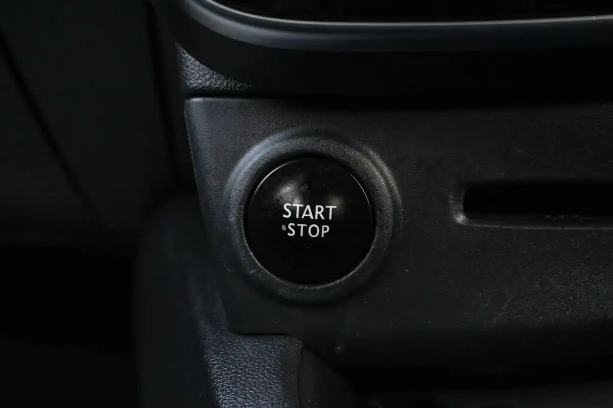 2017-renault-clio-15dci-dynamique-nav-big-42