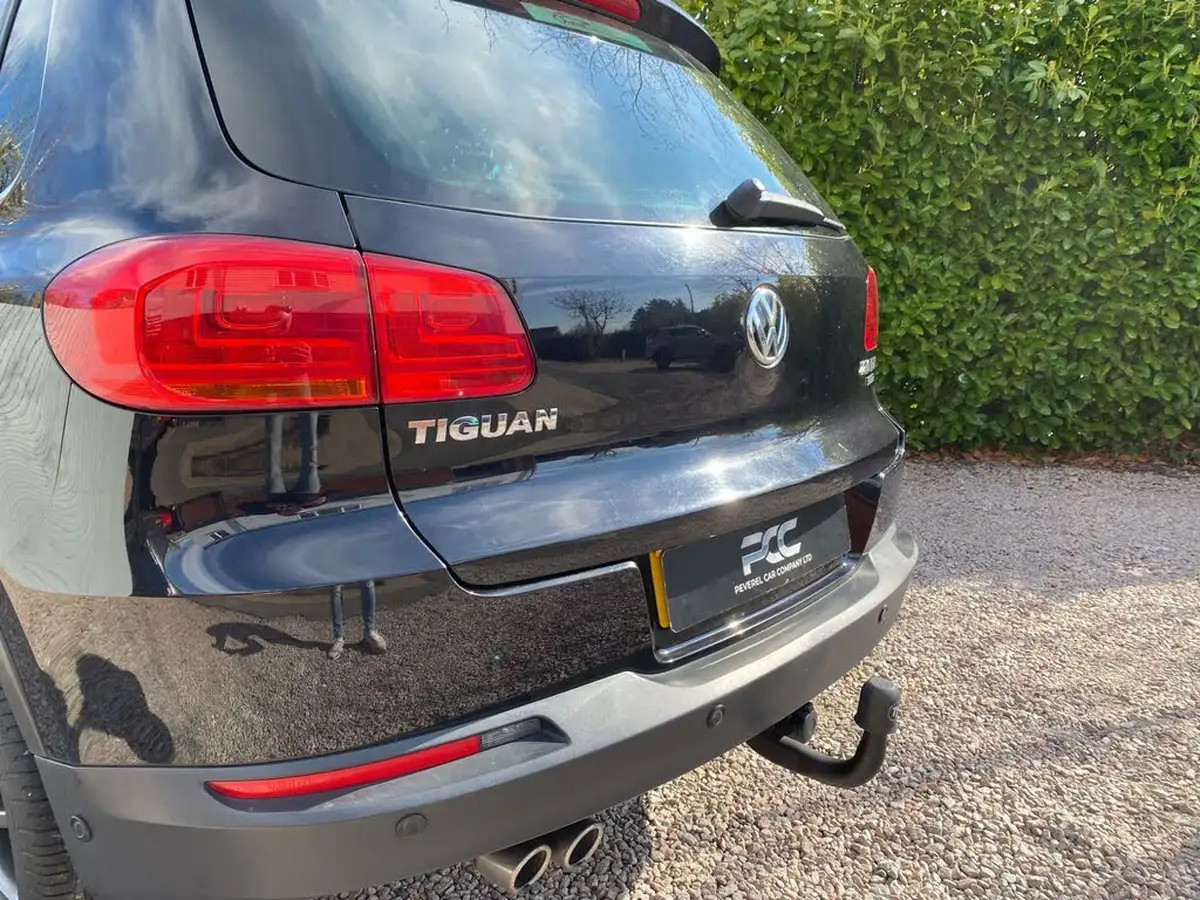 2012-volkswagen-tiguan-20td-sport-170ps-4wd-big-33