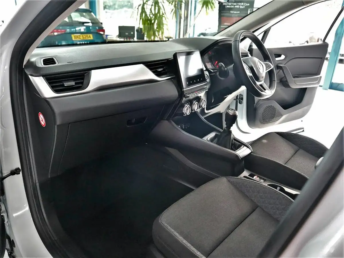 2023-renault-captur-10-tce-evolution-big-3