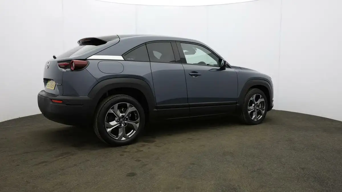 2021-mazda-mx-30-e-sport-lux-big-48