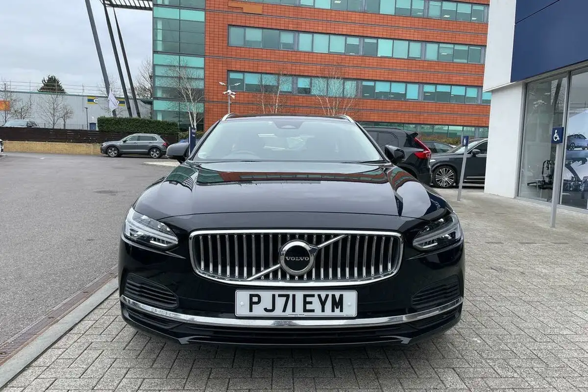 2021-volvo-v90-20-t6-inscription-350bhp-big-11