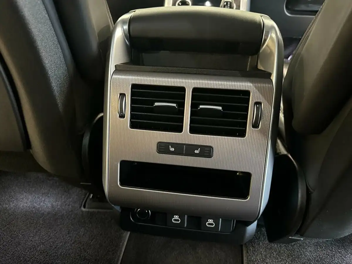 2022-land-rover-range-rover-sport-30-d250-hse-big-31