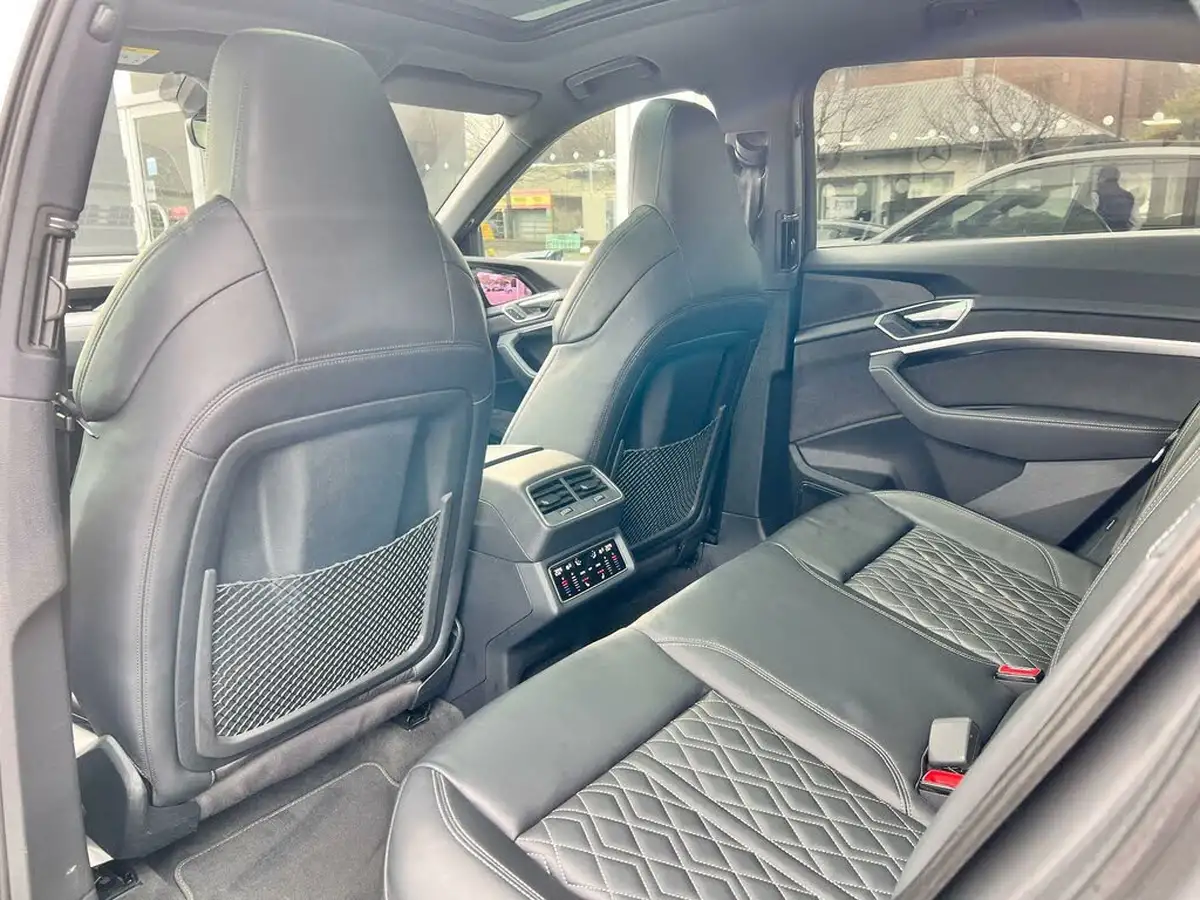 2021-audi-e-tron-50e-vorsprung-sportback-big-14