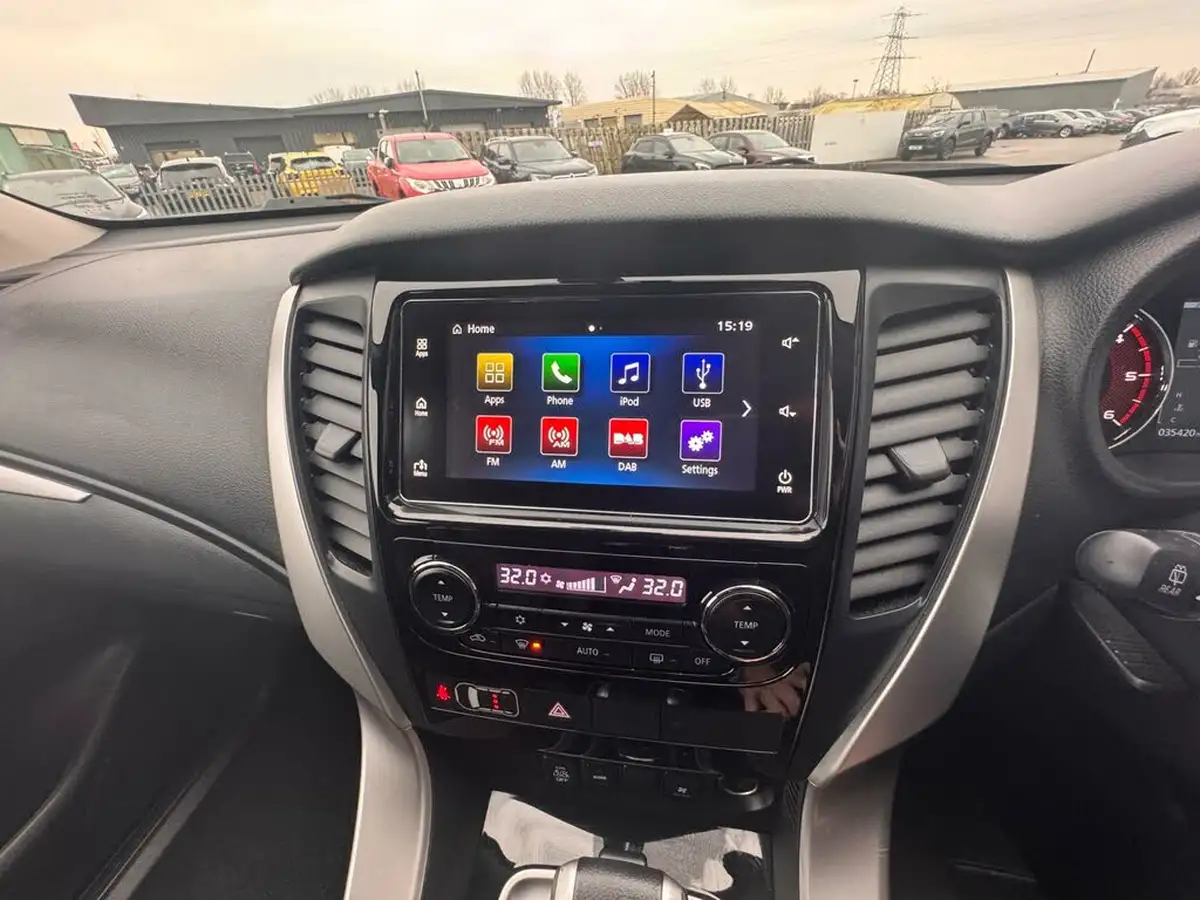 2021-mitsubishi-shogun-sport-24di-d-3-big-42