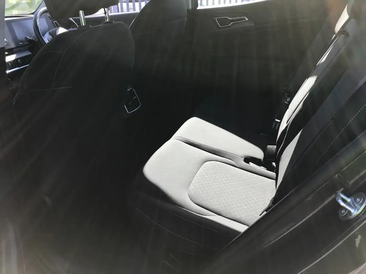 2023-kia-sportage-16-t-gdi-2-148bhp-big-12