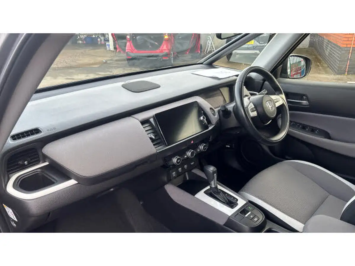 2022-honda-jazz-15-i-mmd-ex-109ps-big-1