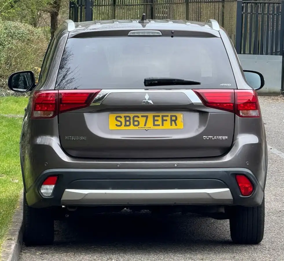2017-mitsubishi-outlander-22di-d-3-auto-big-4