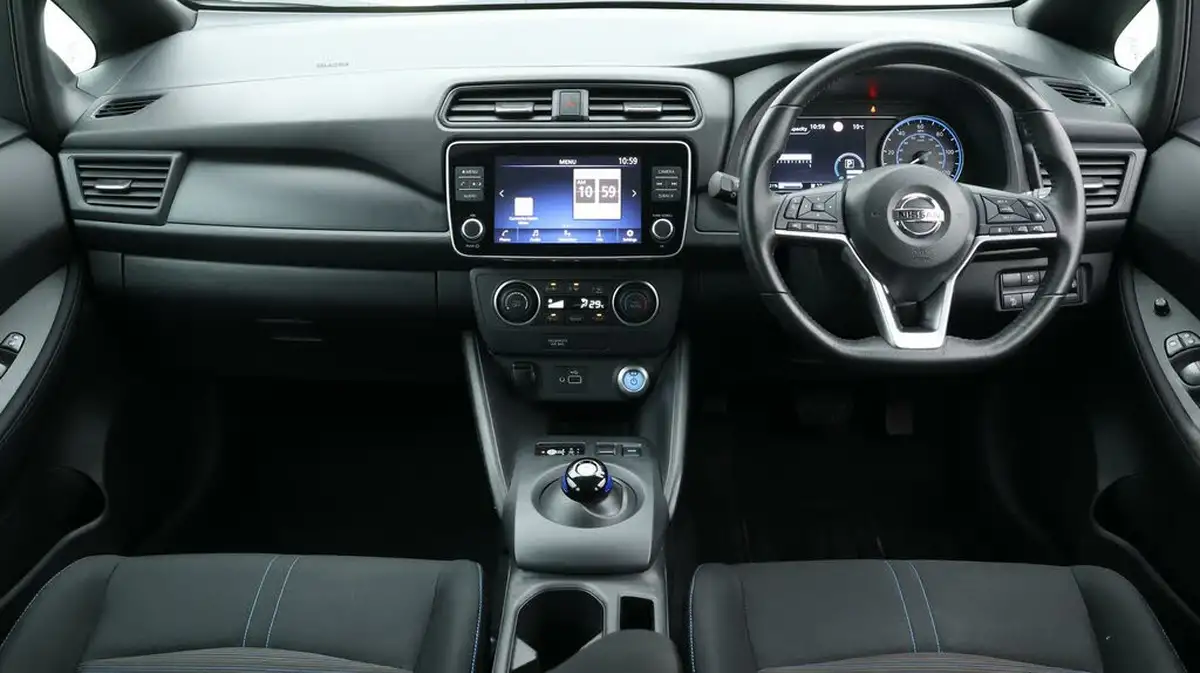 2022-nissan-leaf-e-acenta-big-13