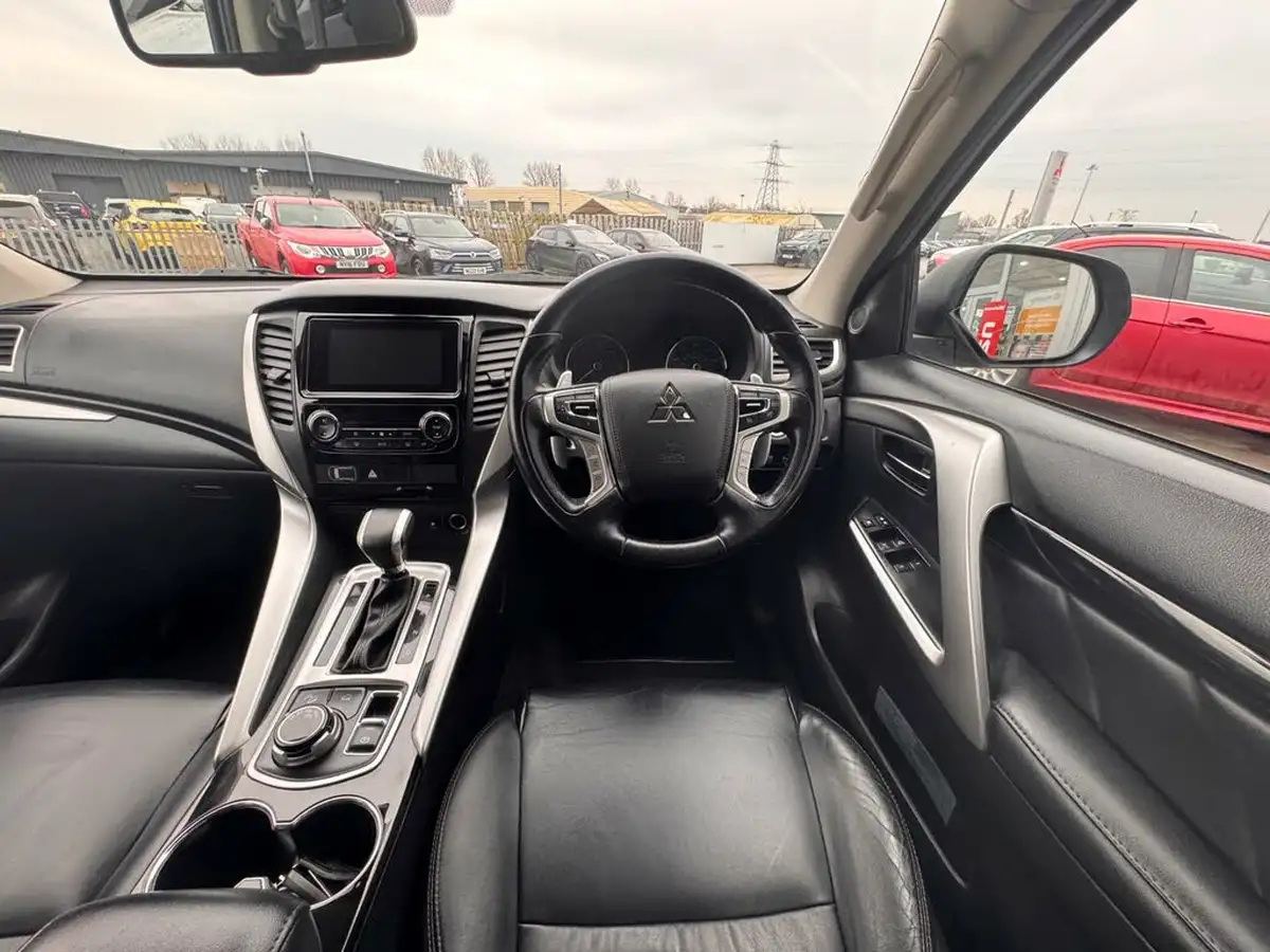 2021-mitsubishi-shogun-sport-24di-d-3-big-18
