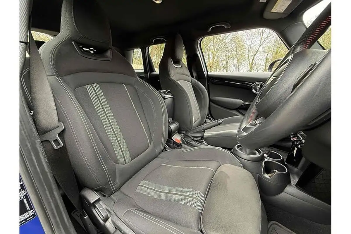 2020-mini-cooper-20-cooper-s-sport-189bhp-hatchback-5d-auto-big-11