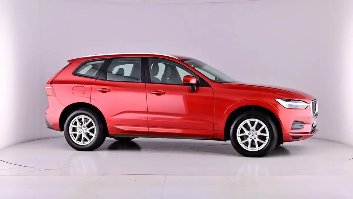 2021-volvo-xc60-20td-b4-momentum-big-70