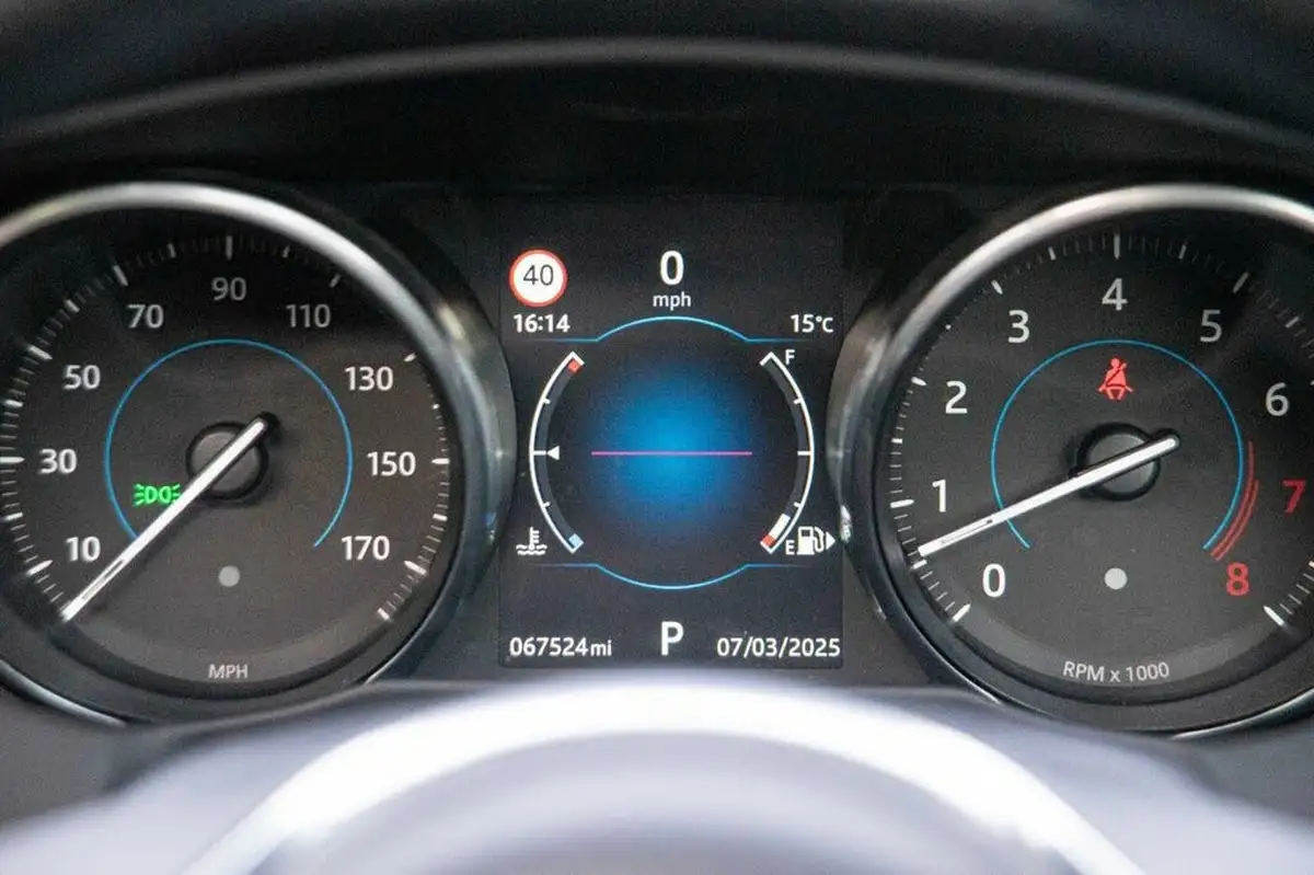 2016-jaguar-xf-30-s-big-12