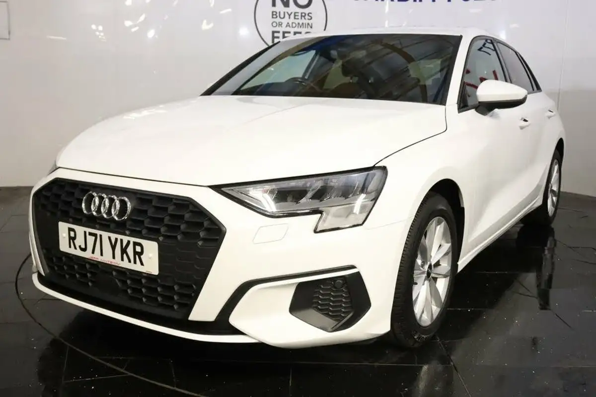2022-audi-a3-10-30-tfsi-technik-s-tronic-big-13