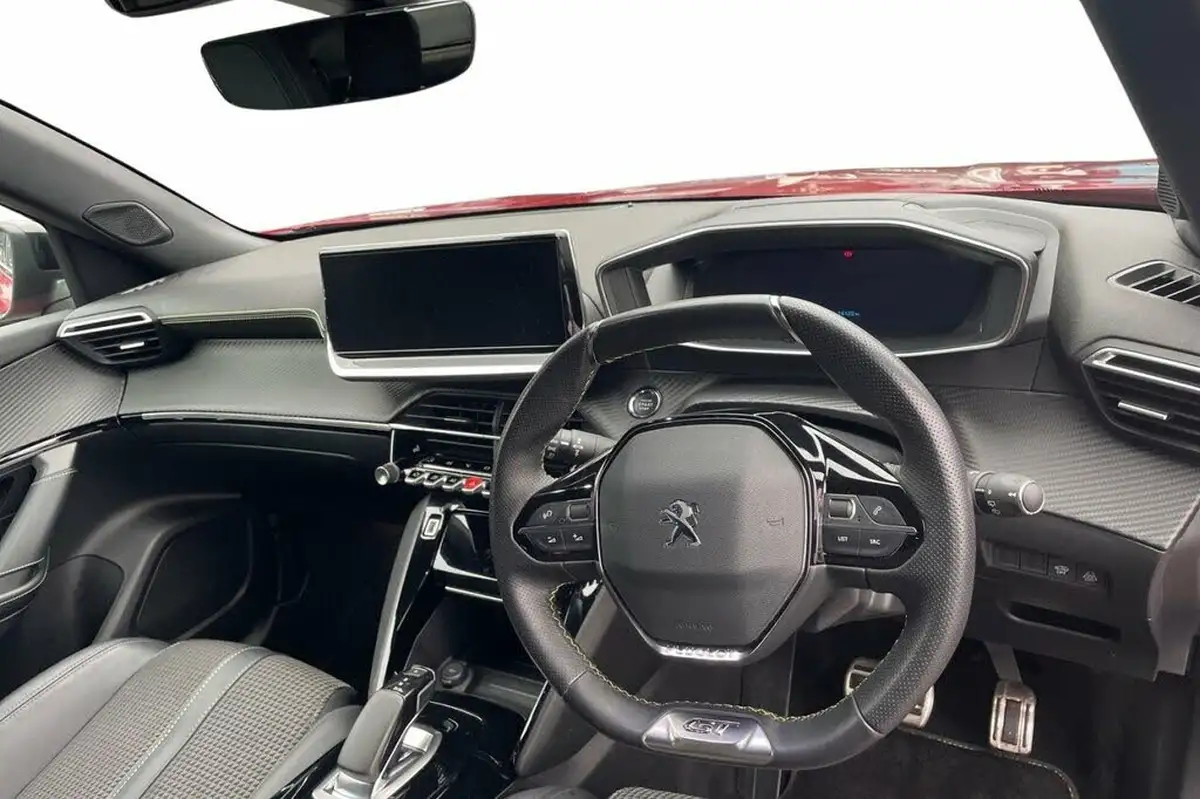 2021-peugeot-2008-suv-e-gt-big-9