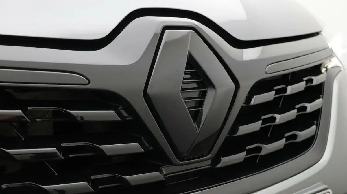 2023-renault-arkana-16-e-tech-engineered-big-22