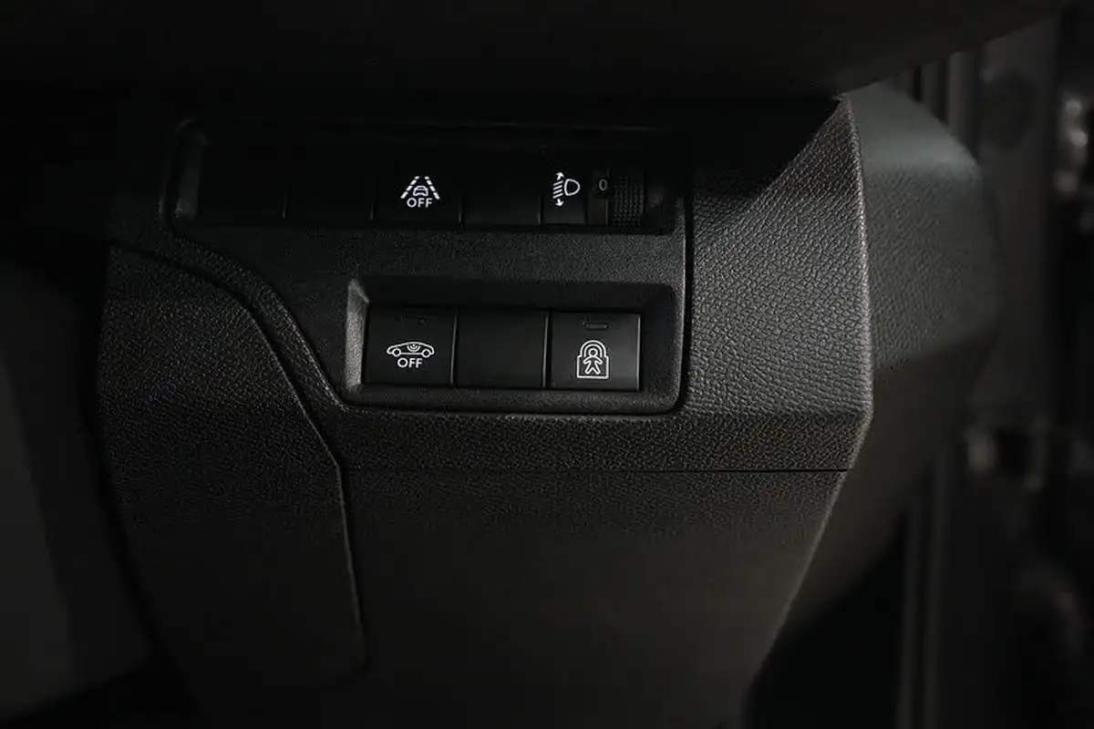 2021-peugeot-3008-suv-12-puretech-allure-premium-big-32