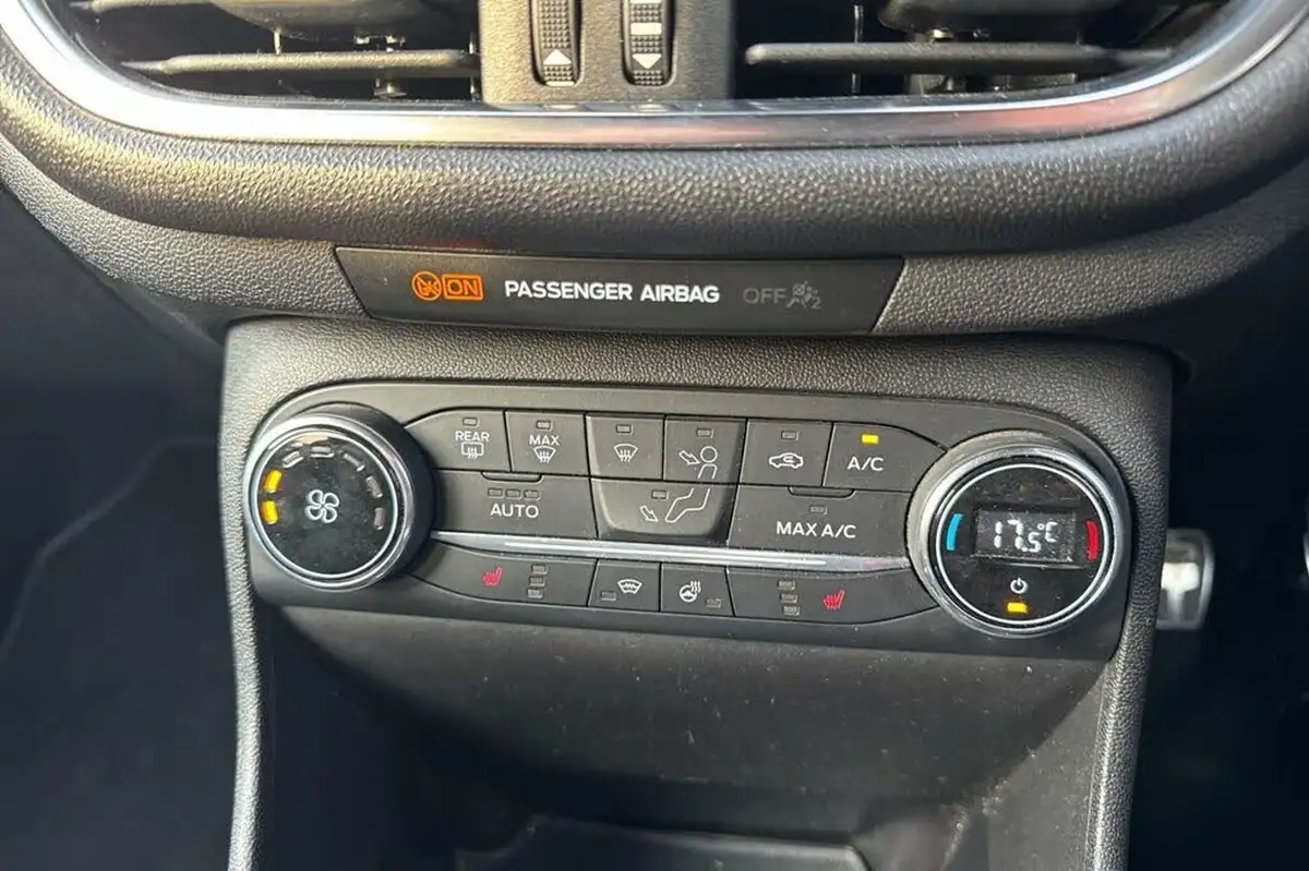 2018-ford-fiesta-15t-st-3-5d-big-41