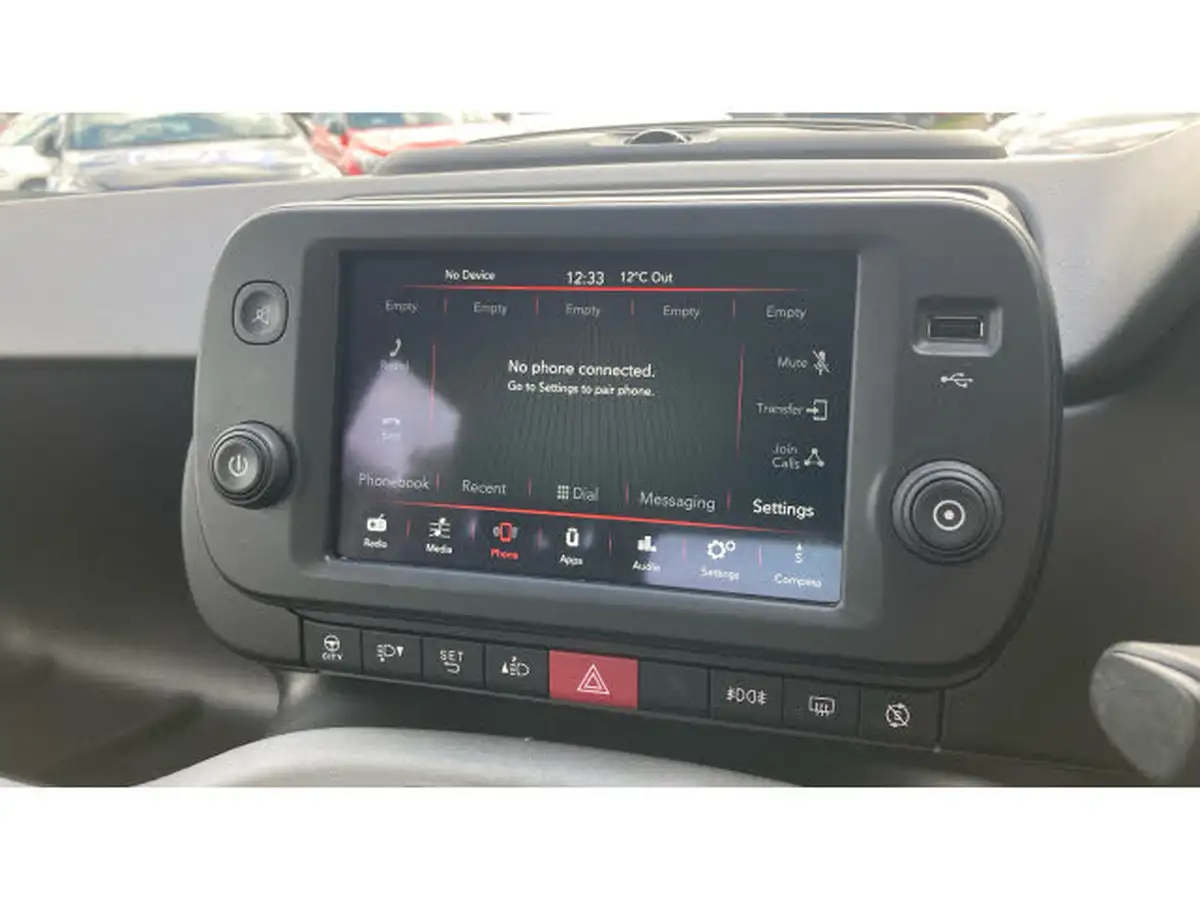 2022-fiat-panda-10-city-life-big-28