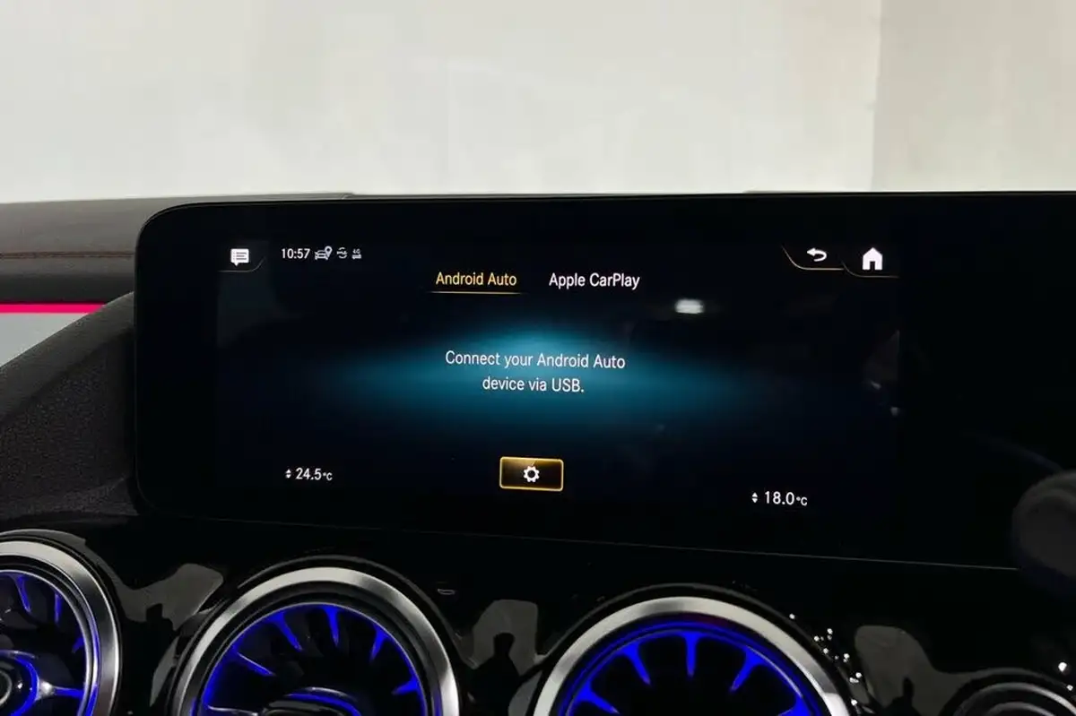 2022-mercedes-benz-eqa-e-eqa-250-amg-line-big-28