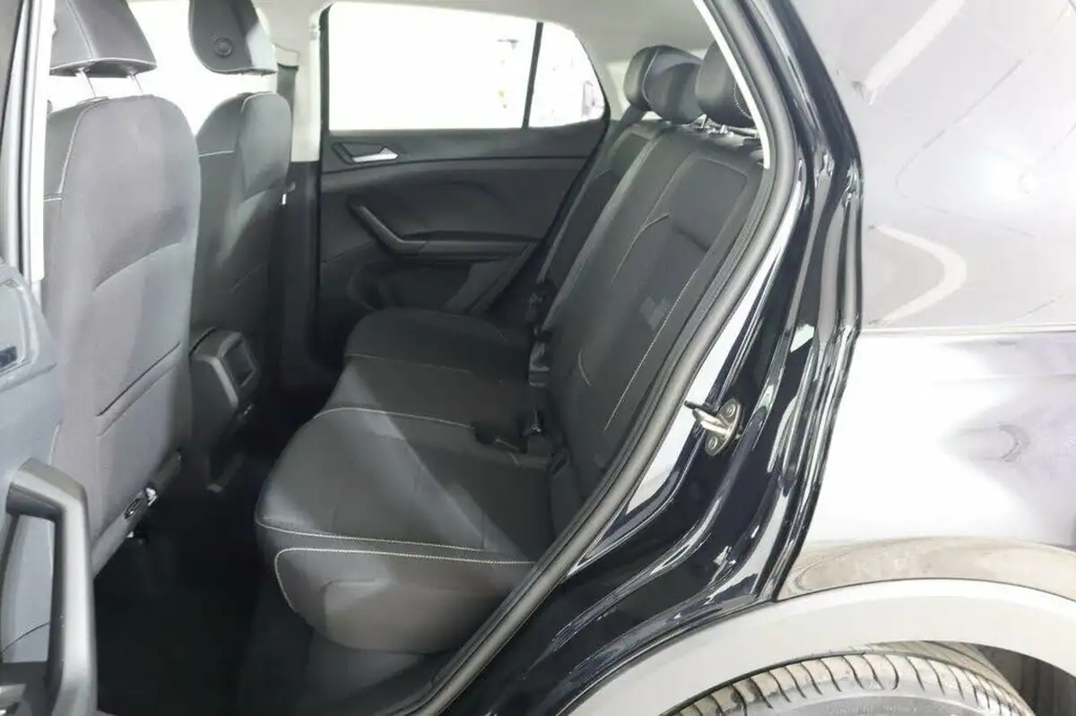 2022-volkswagen-t-cross-10-tsi-black-edition-110ps-big-31