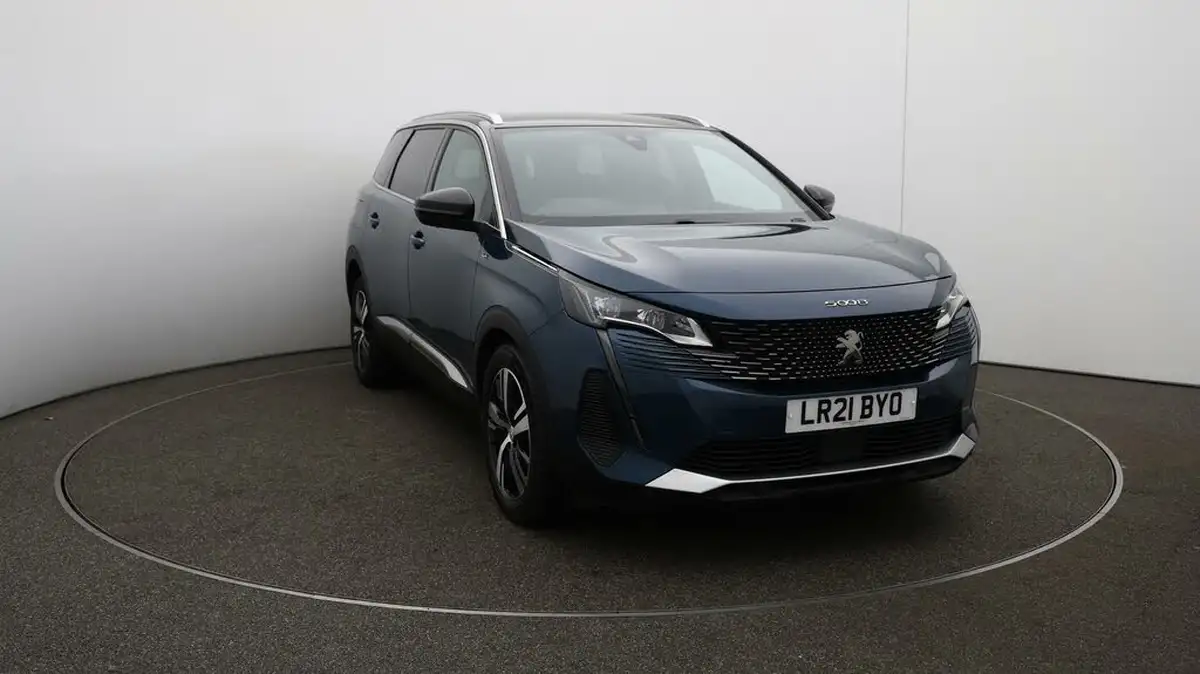 2021-peugeot-5008-suv-15-bluehdi-gt-big-44